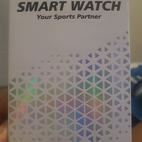 Smartwatch compatible with Andriod and IOS - Picture 3 of 4